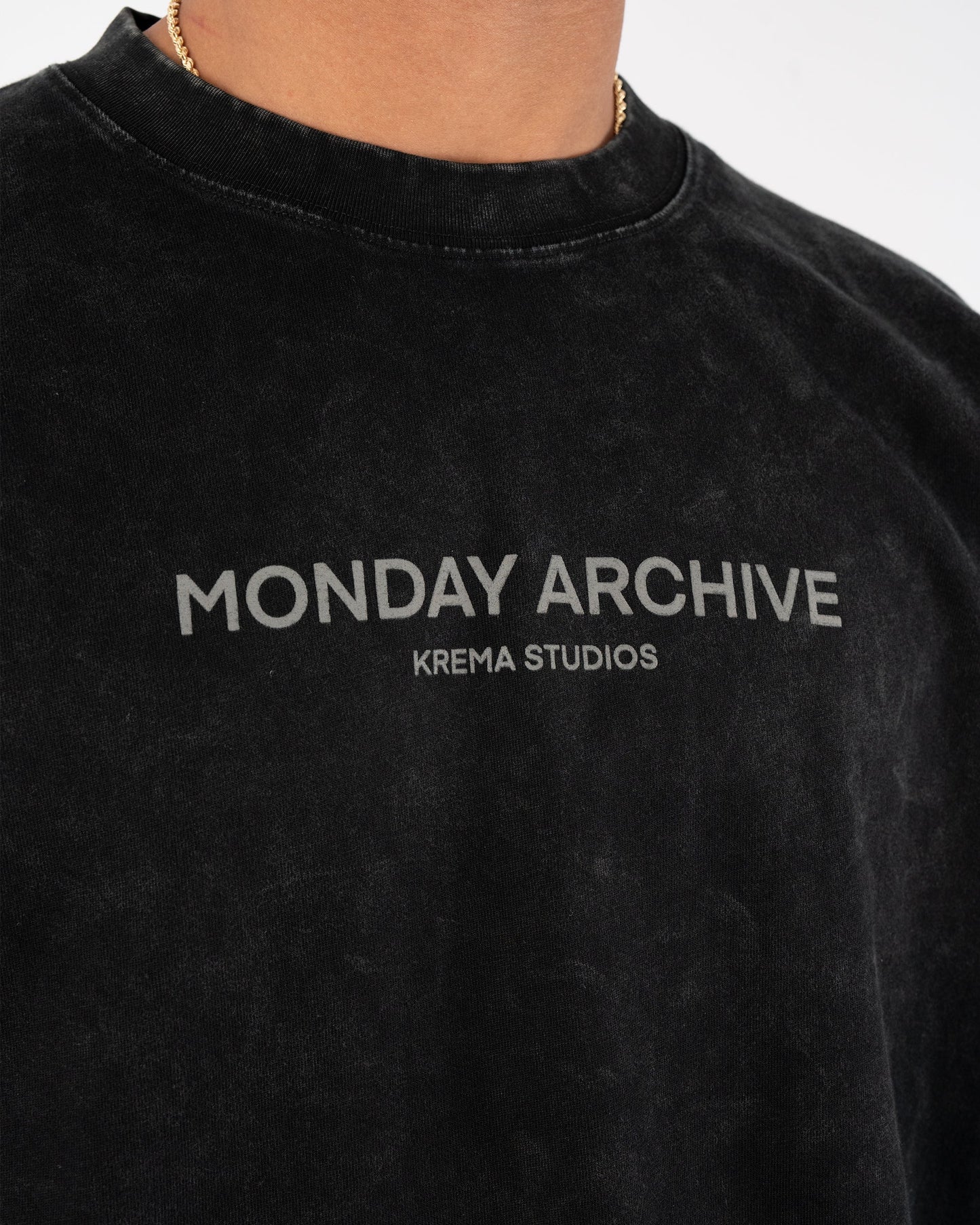 MONDAY ARCHIVE B/W
