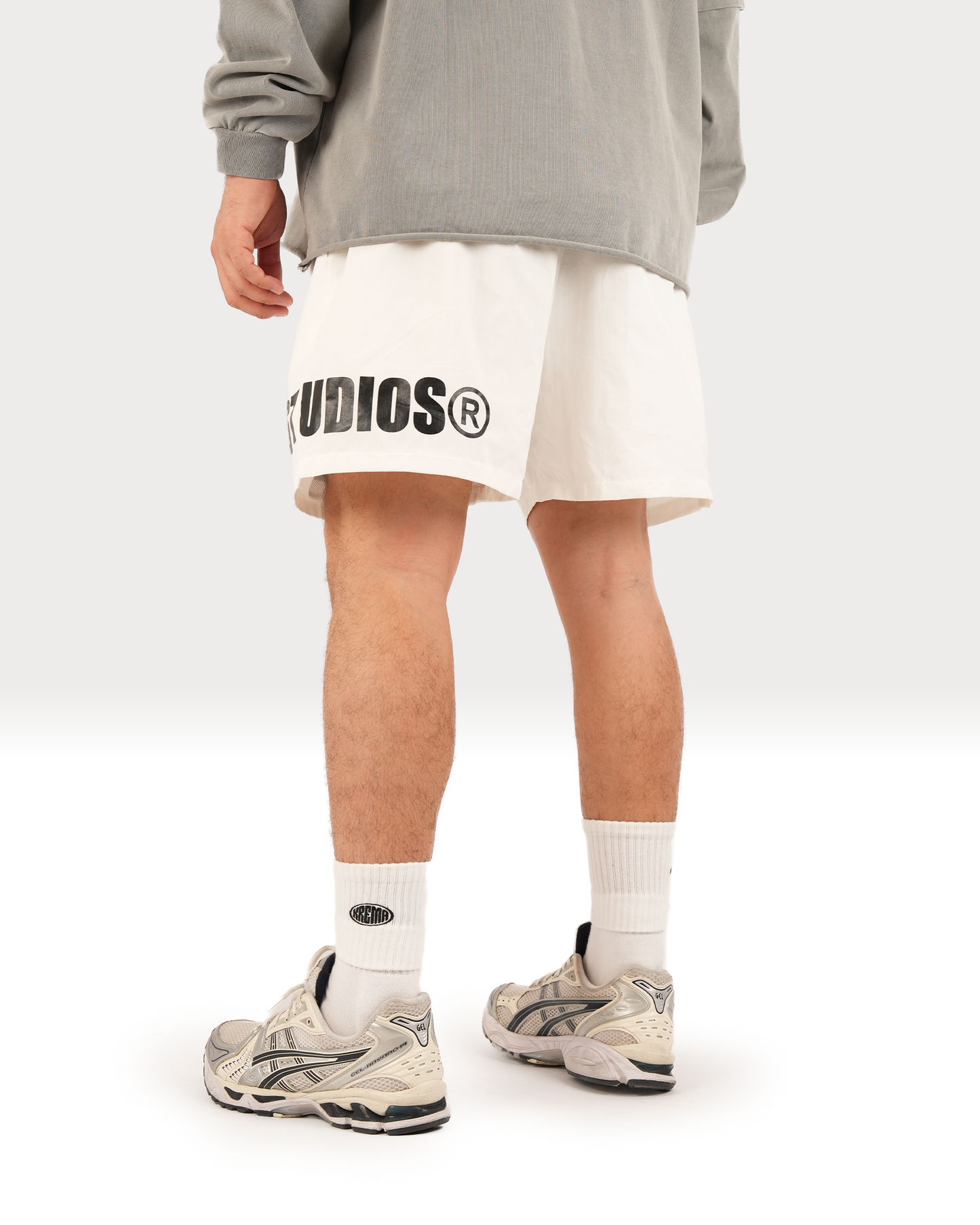 AROUND SHORTS - WHITE
