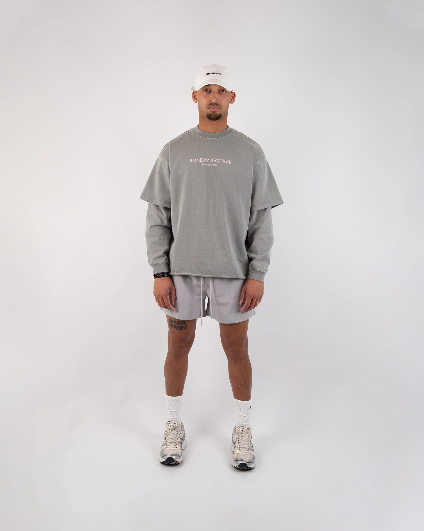 MONDAY ARCHIVE - LIGHT GREY