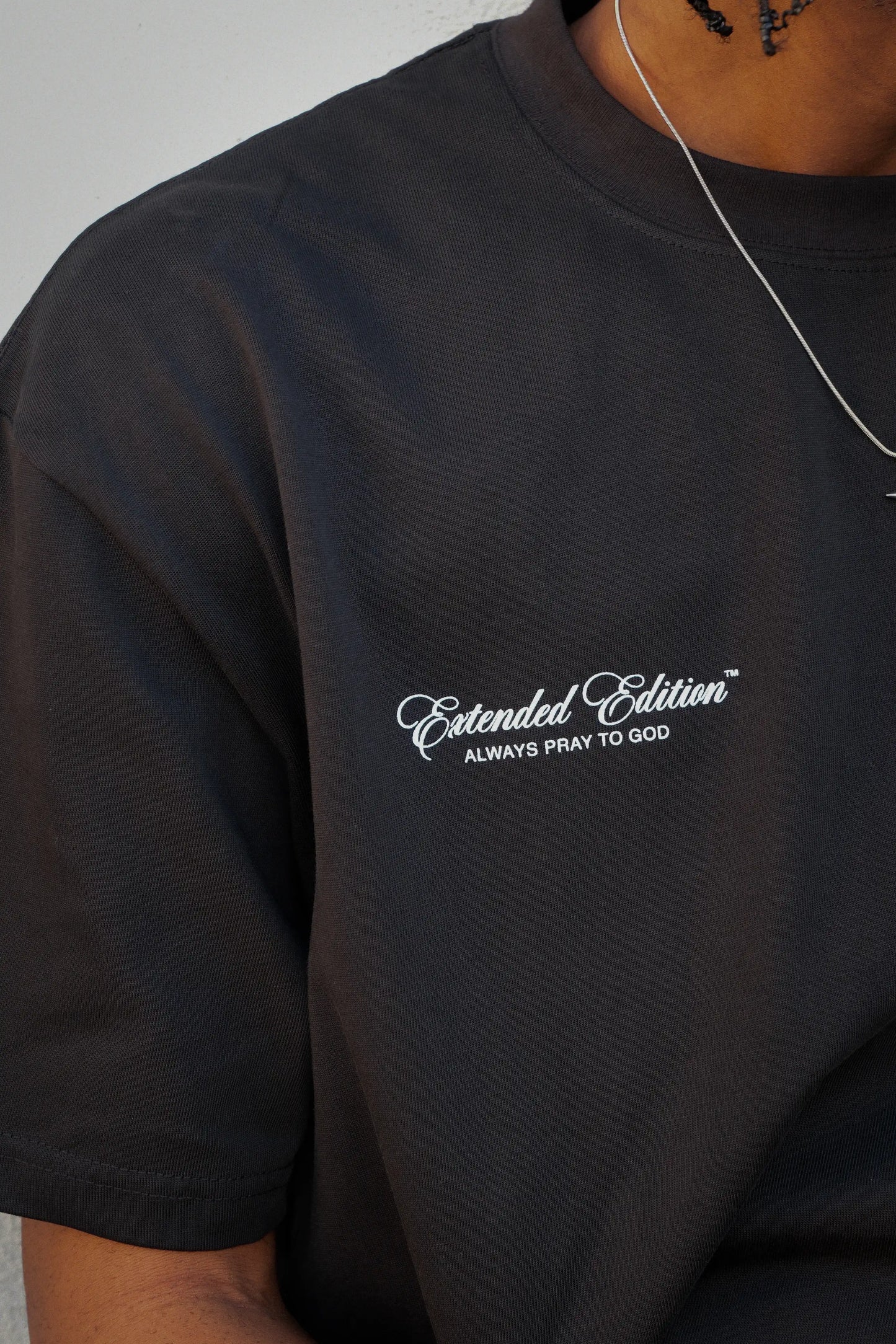 ONE TICKET TEE - BLACK/SKY BLUE