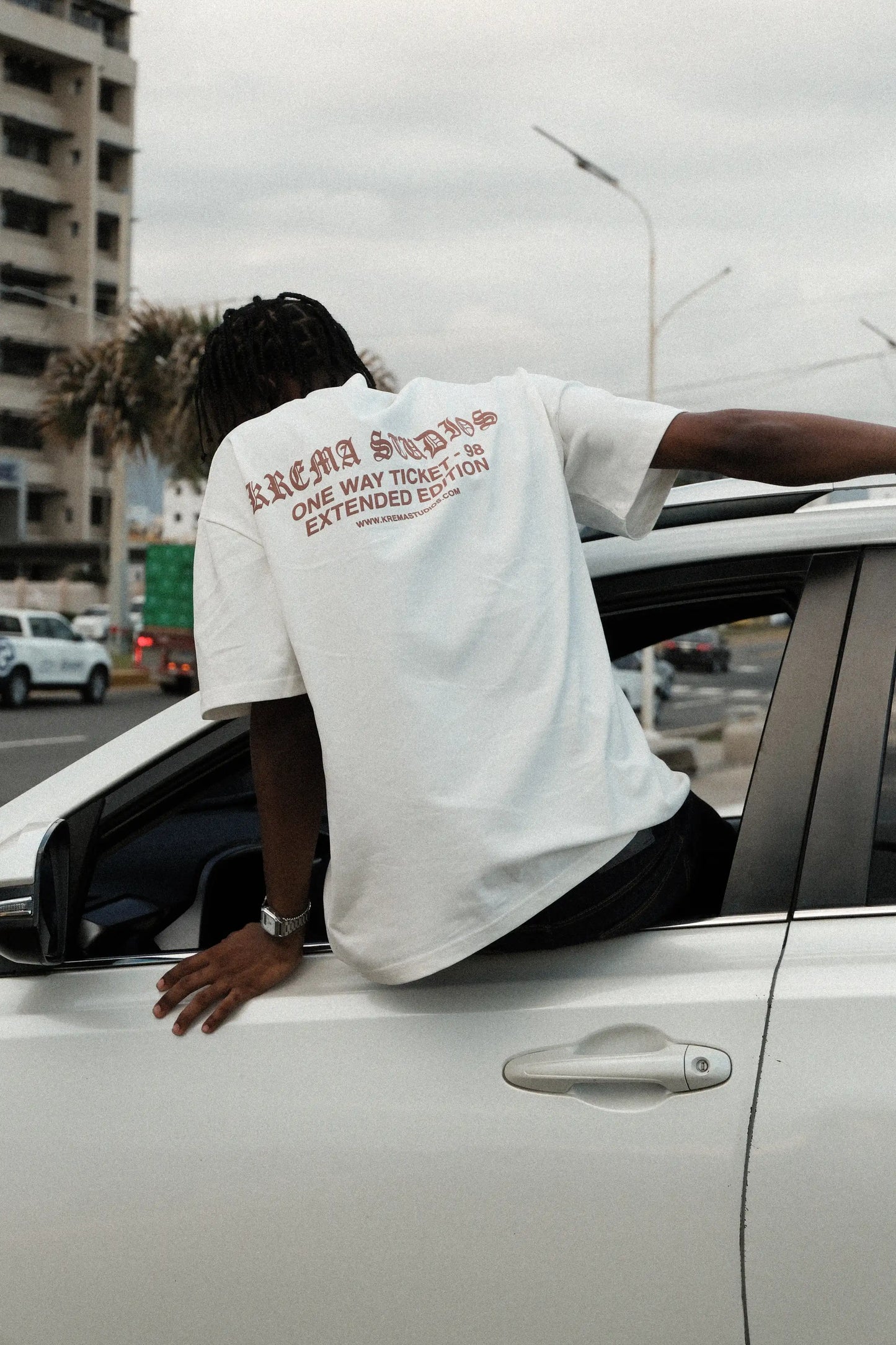 ONE TICKET TEE - WHITE/BRICK RED