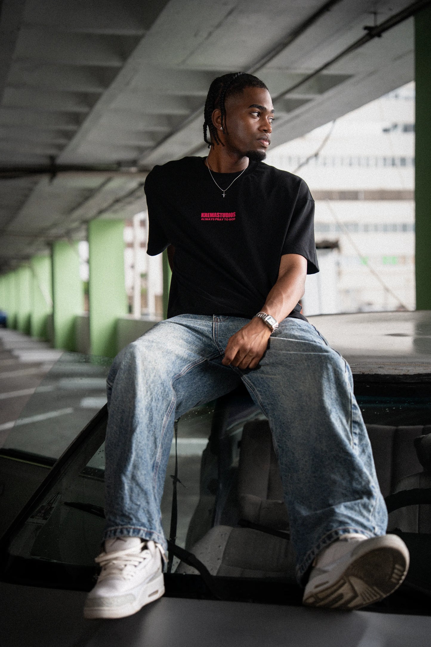 PRAY TEE - BLACK/MAGENTA