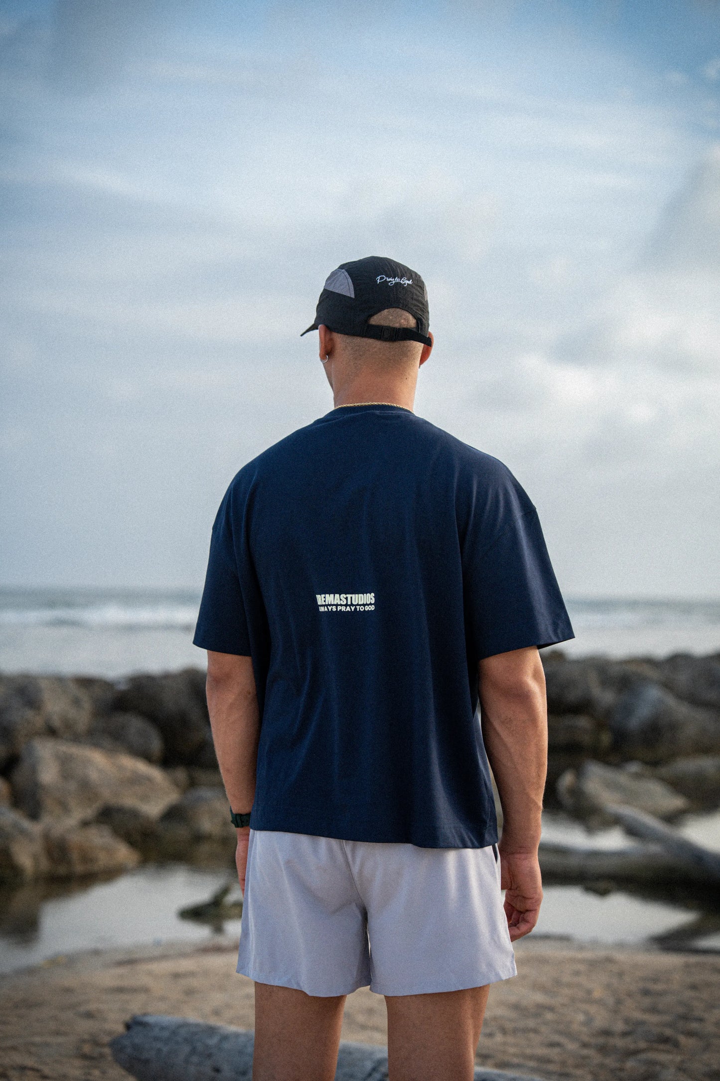 PRAY TEE - NAVY/LIME