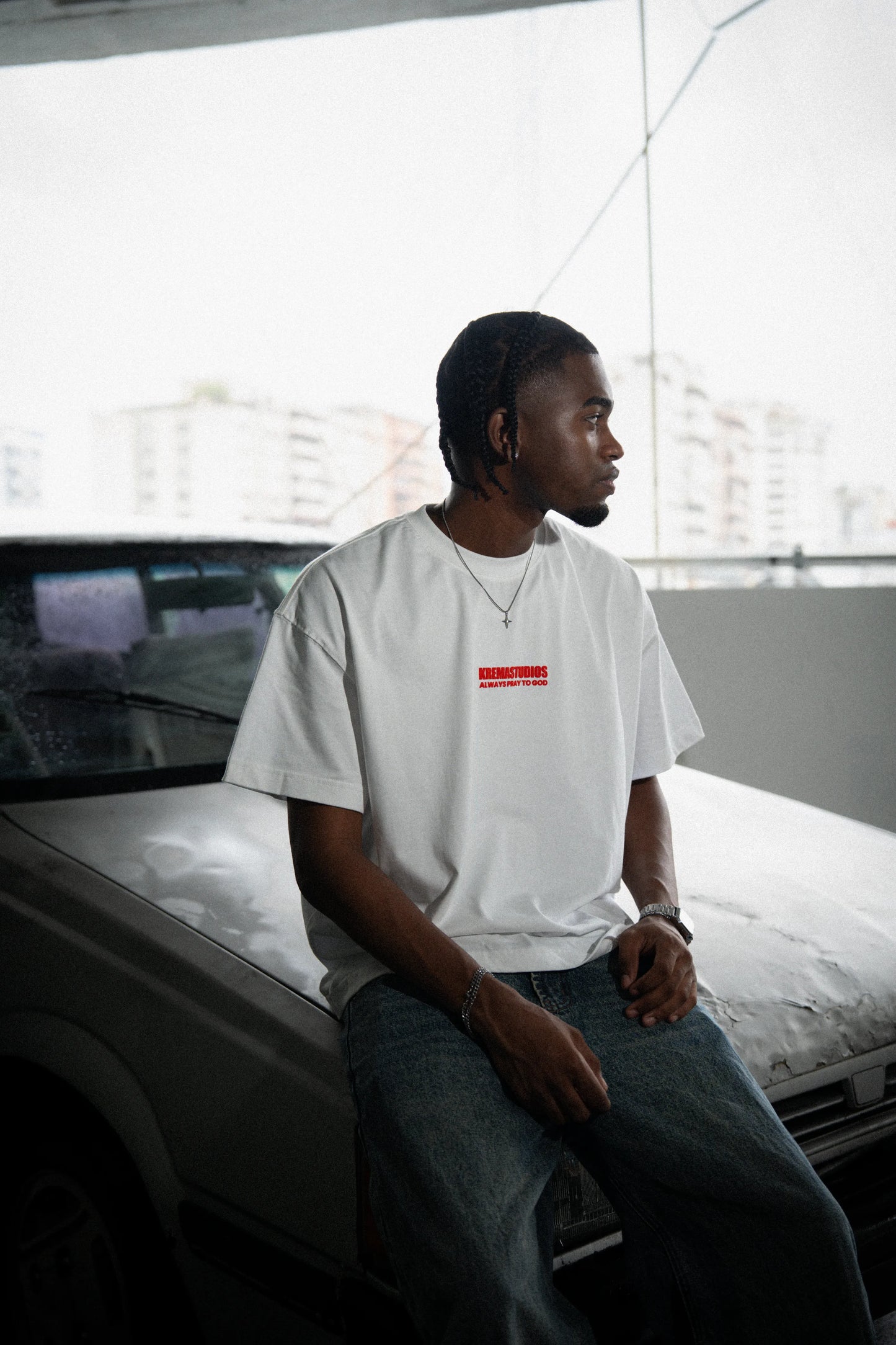PRAY TEE - WHITE/RED
