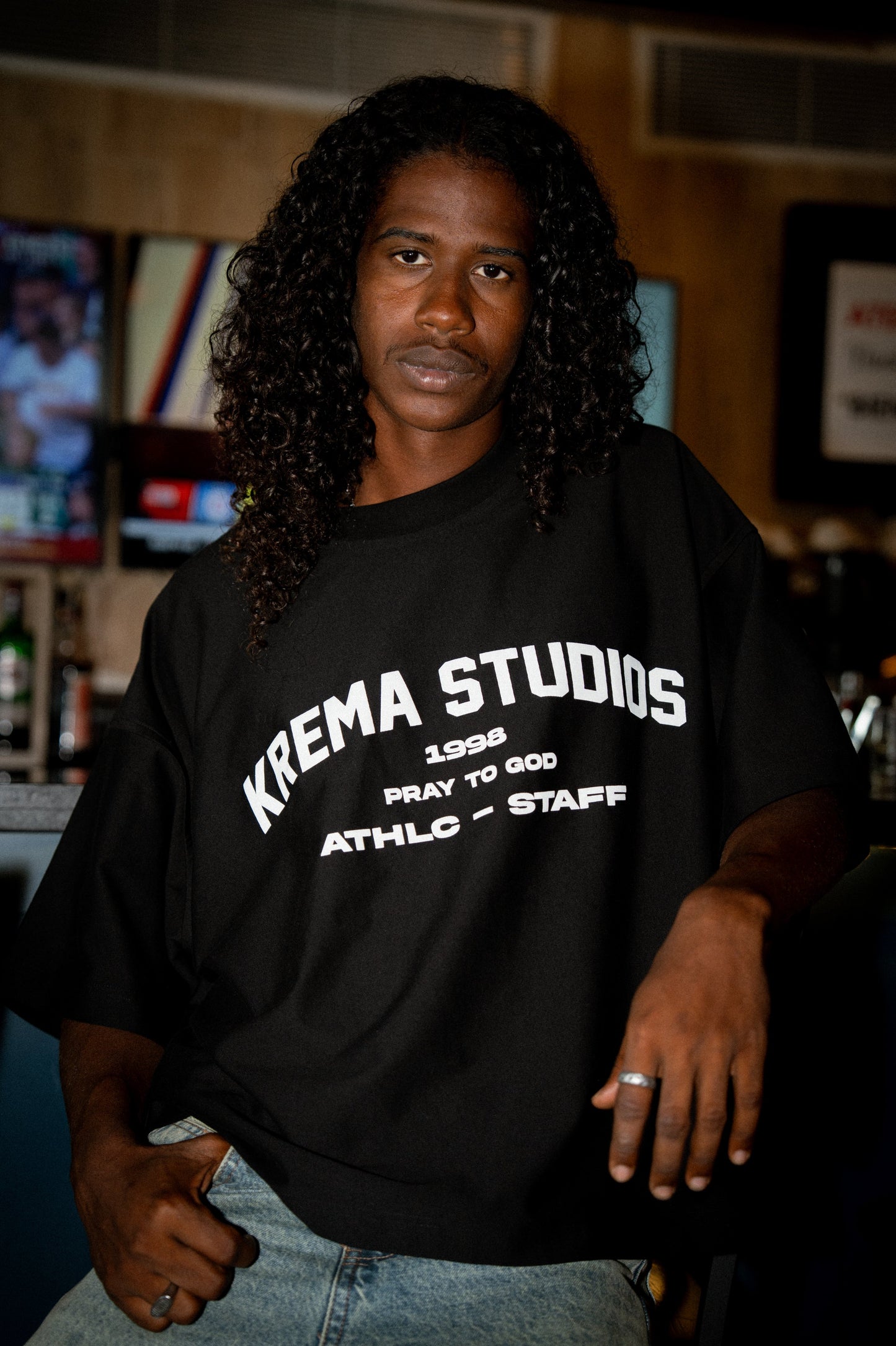 STAFF - BLACK
