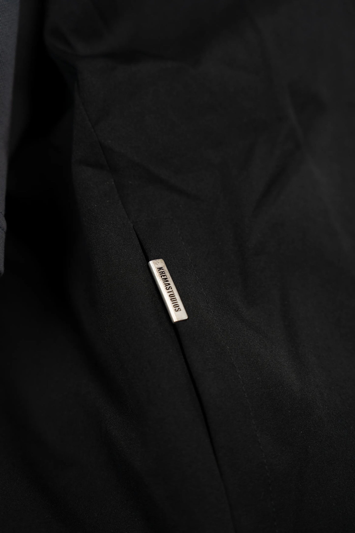 VEST 1.0 BLACK
