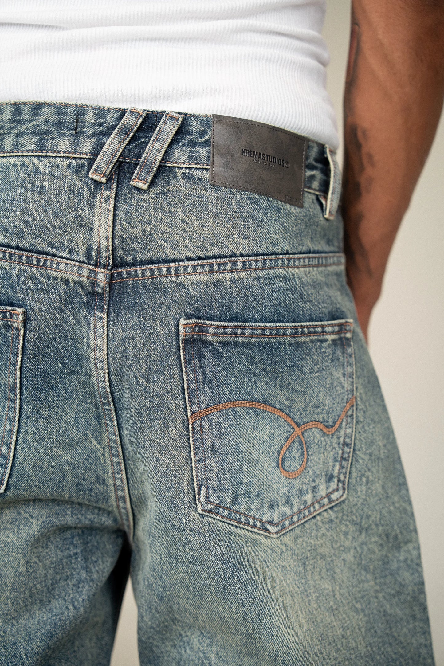 RELAXED BASIC PANTS 03