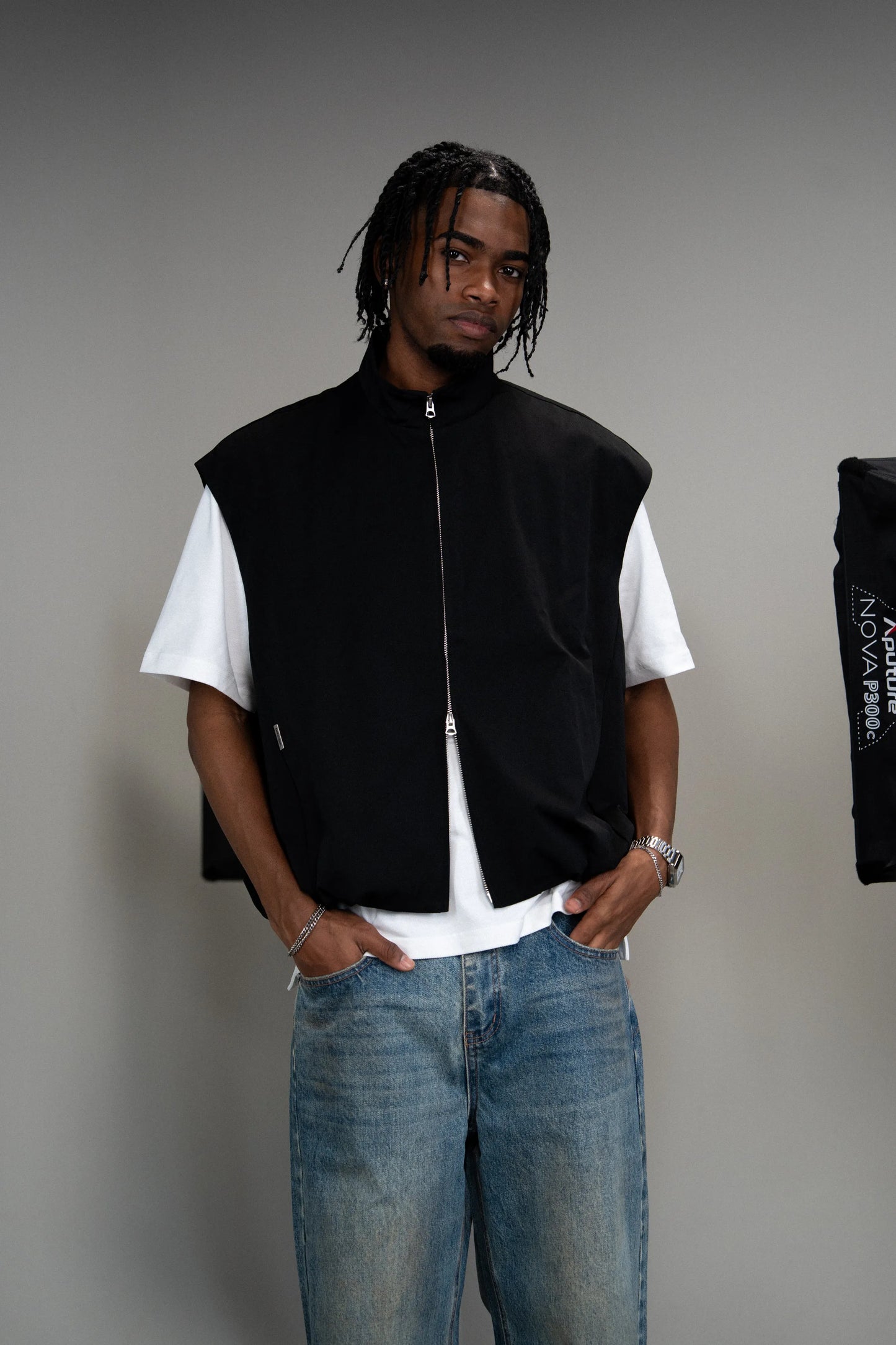 VEST 1.0 BLACK