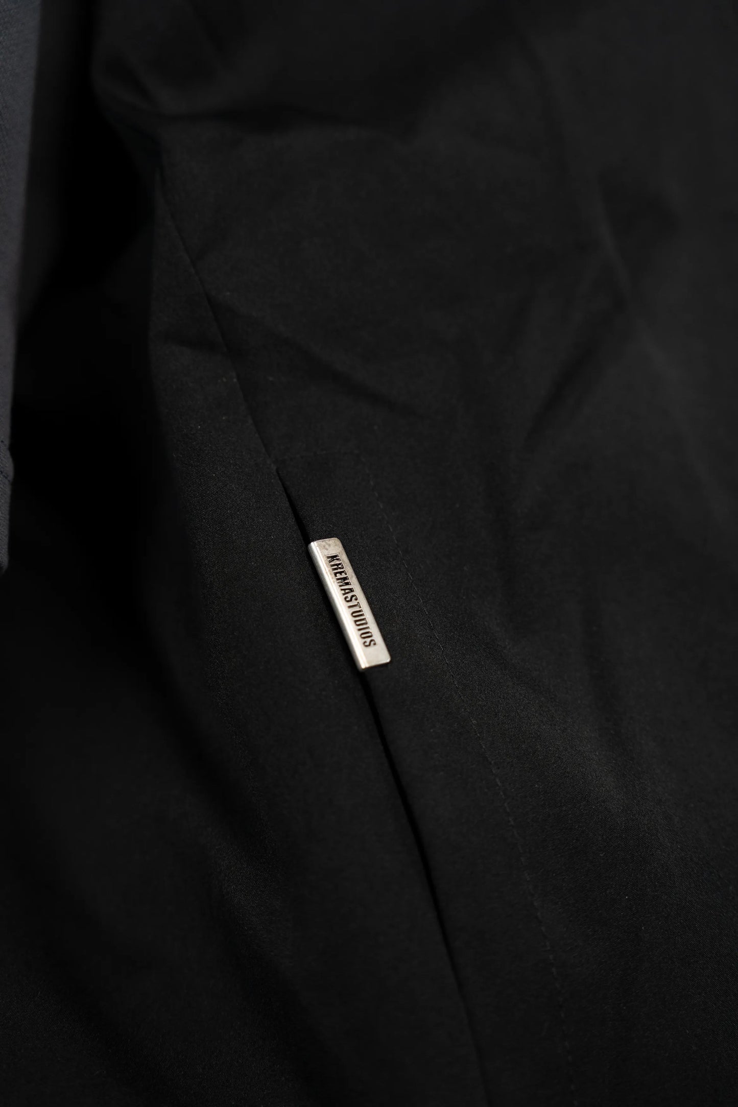 VEST 1.0 BLACK